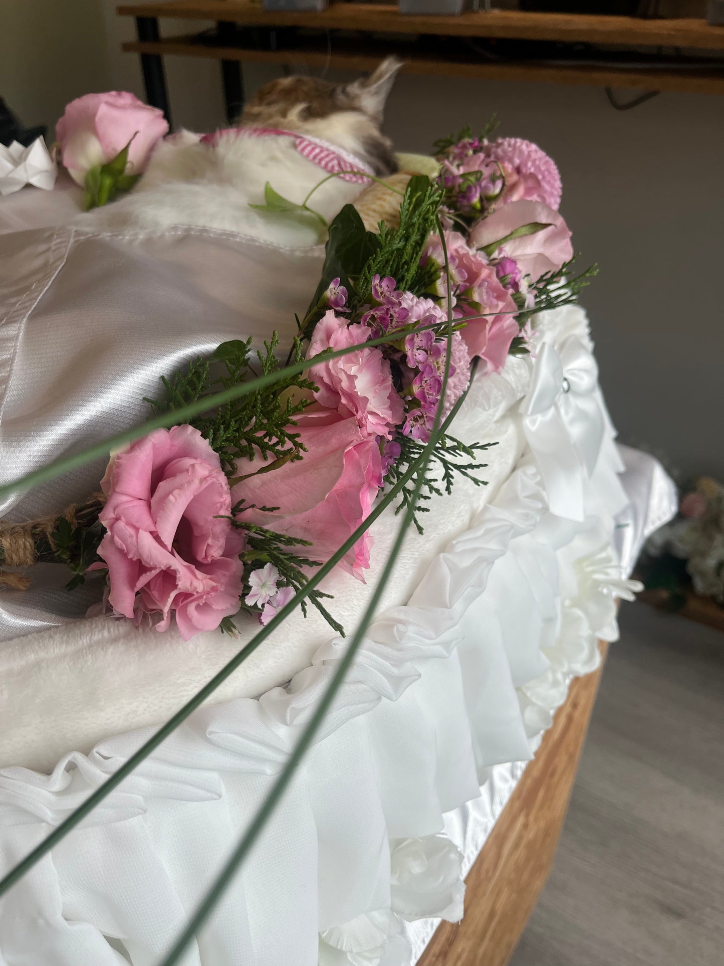 Pet Funeral Flower Arrangement Decoration 寵物葬禮花藝佈置
